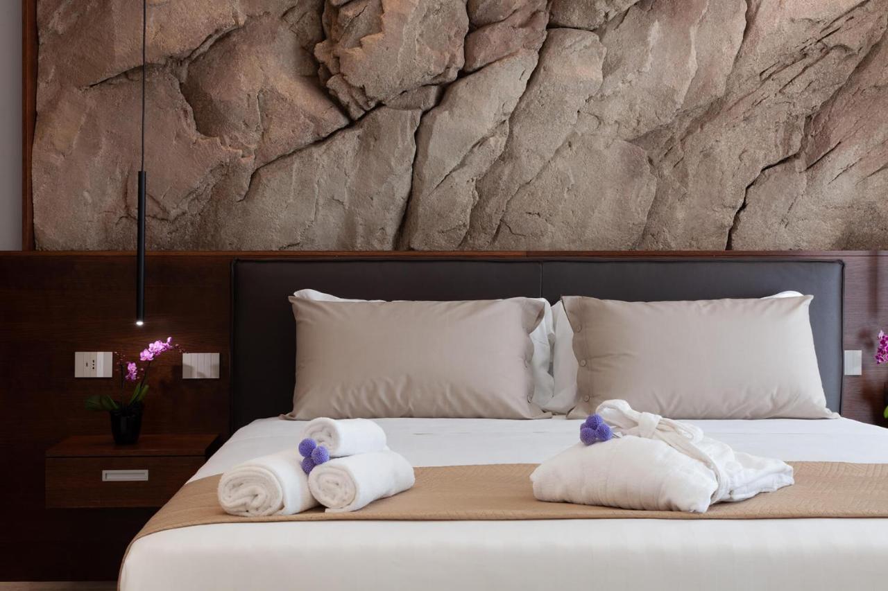 Palazzo Ferrucci Luxury Suites Cagliari Exterior foto